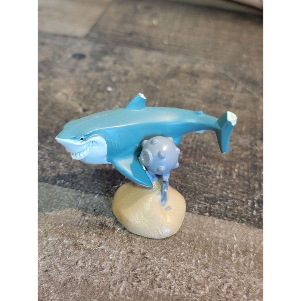 Bruce shark Nemo bombs Disney Pixar toy‎ figure